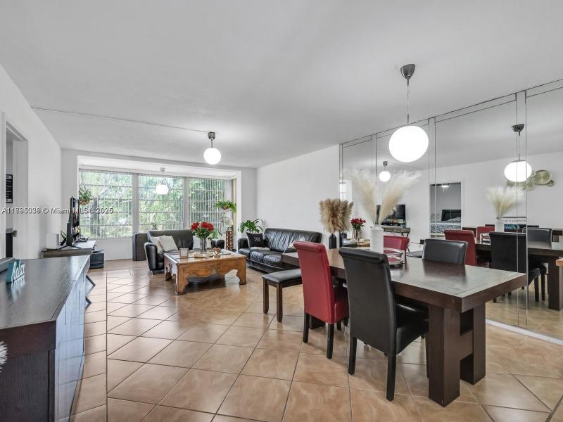 Property photo # 7