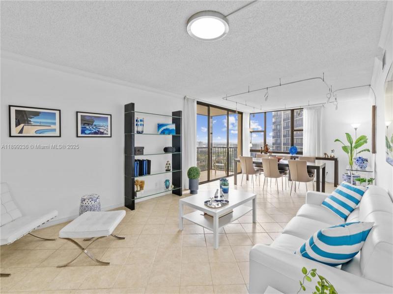 Coronado I Apt #2039