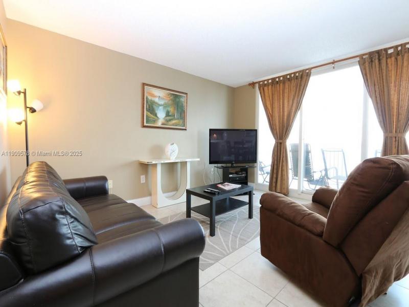 Alquiler de apartamento en Le Laurier 404