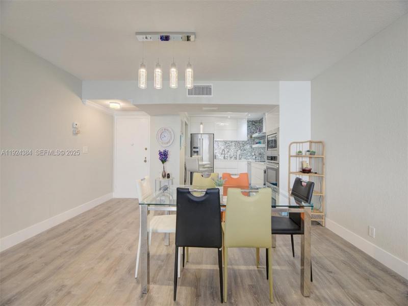 Apartment for rent at Sea Air Towers 601
