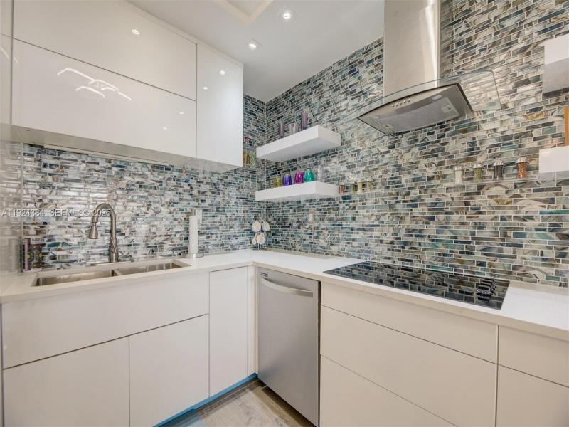 Apartment for rent at Sea Air Towers 601