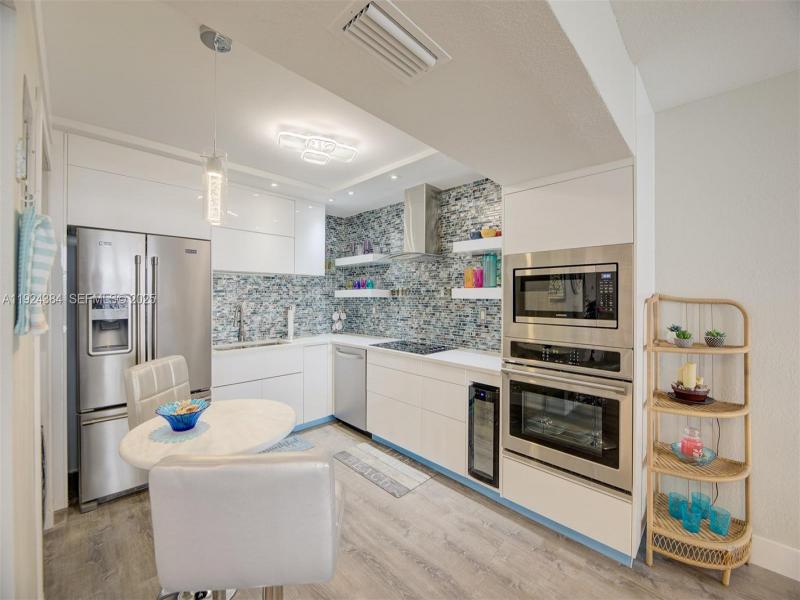 Apartment for rent at Sea Air Towers 601