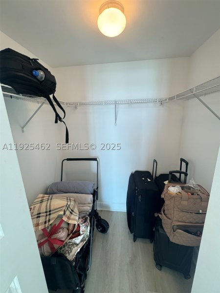 Apartment for rent at Vue at Brickell 2805