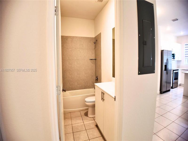 Property photo # 9