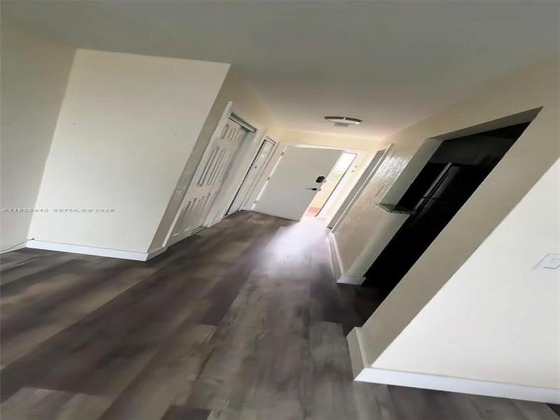 Comprar apartamento en Bayshore Yacht Tennis Club 315