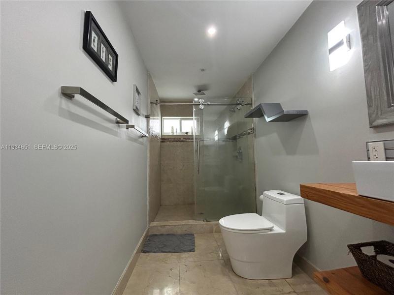 Property photo # 9