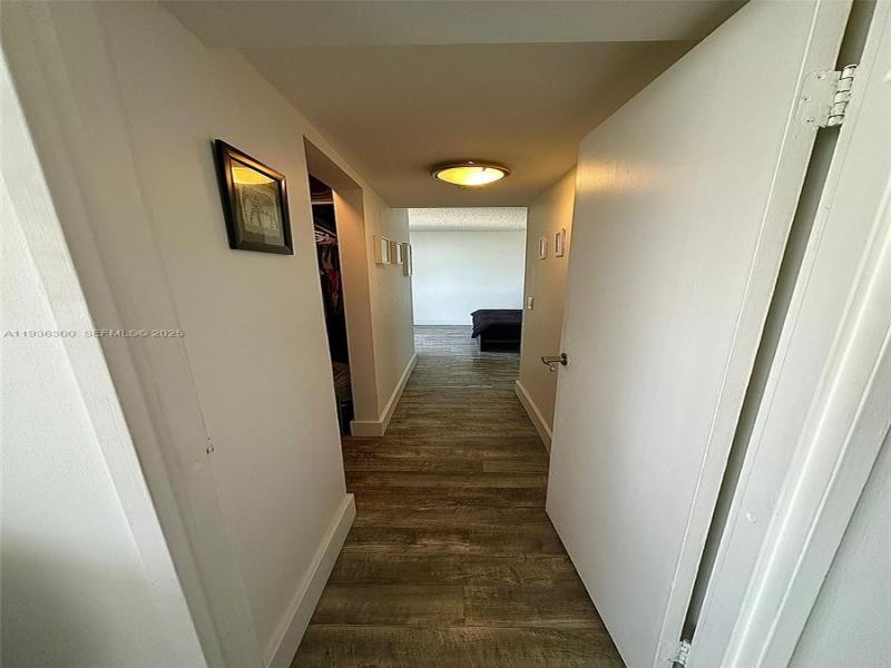 Condo for sale at Sailboat Cay 1013
