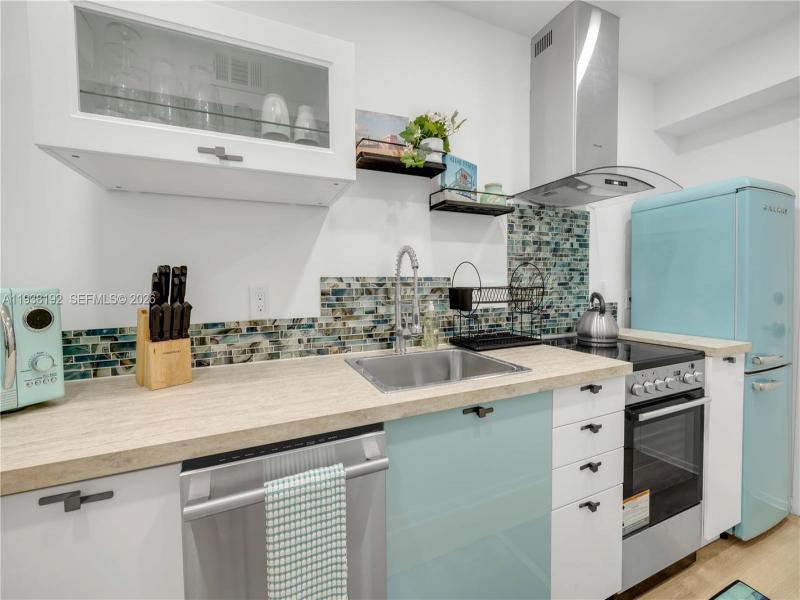 Property photo # 2