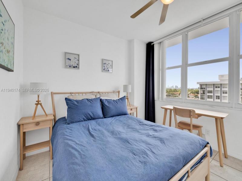 Condo for sale at Pavilion 825