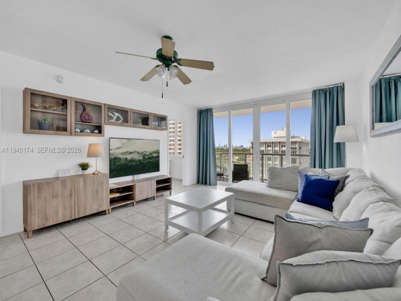 Pavilion Apt #825