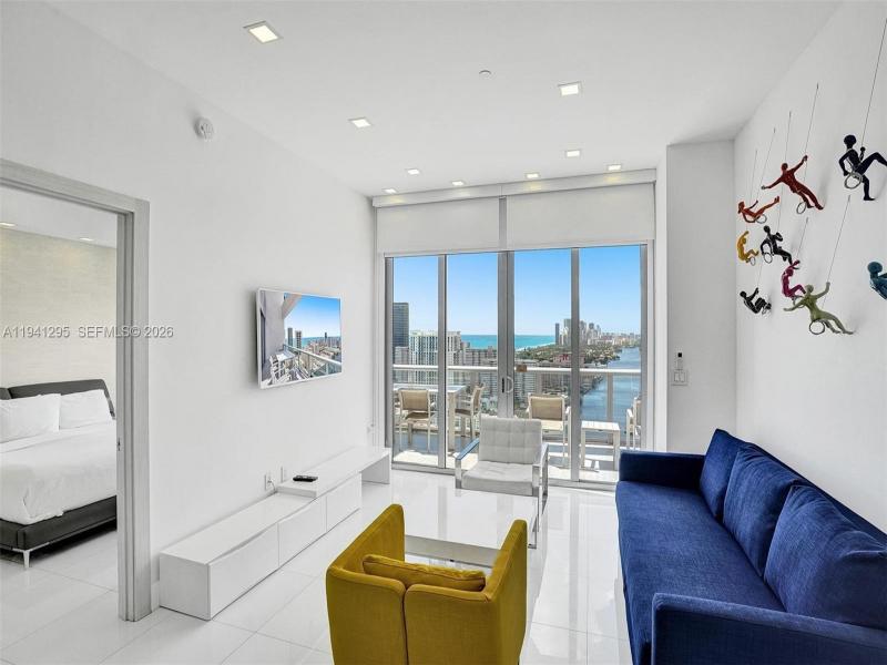 Property photo # 0
