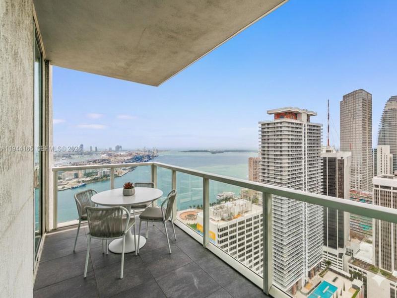 Condo for sale at Vizcayne South Tower 4608