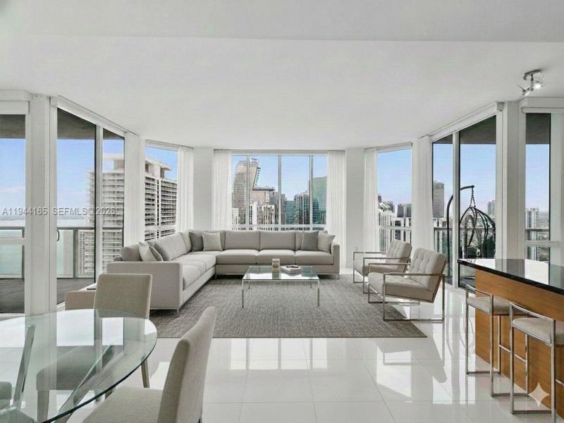 Condo for sale at Vizcayne South Tower 4608