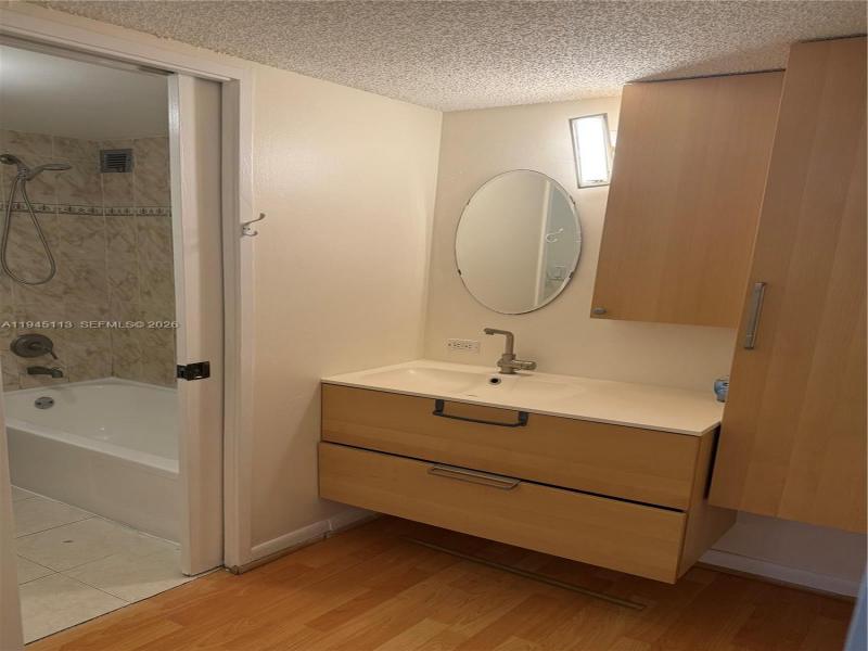 Comprar apartamento en Plaza of the Americas 222