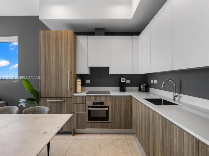 Condo for sale at Smart Brickell Residences 2102