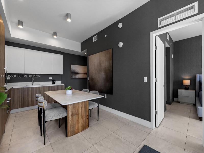 Condo for sale at Smart Brickell Residences 2102