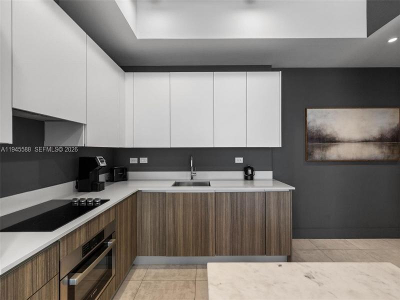 Condo for sale at Smart Brickell Residences 2102
