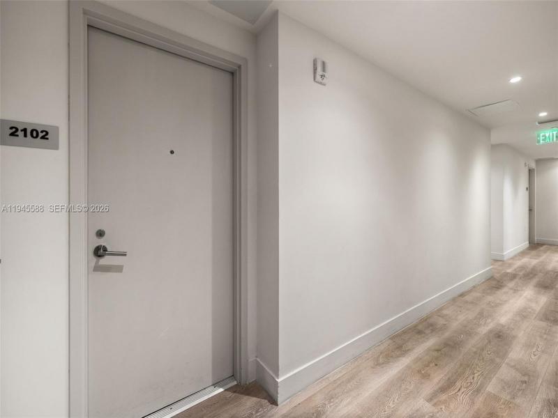Condo for sale at Smart Brickell Residences 2102