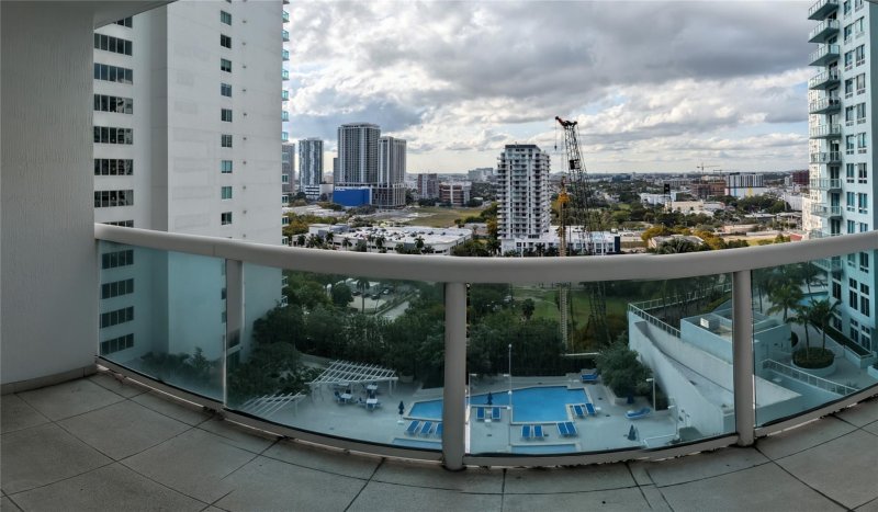 Condo for sale at 1800 Club 1908