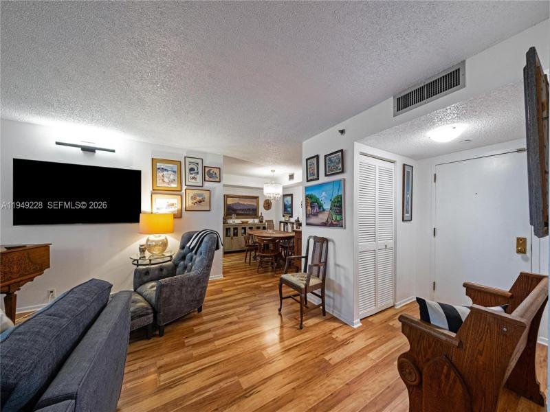 Comprar apartamento en Towers of Quayside 4 301