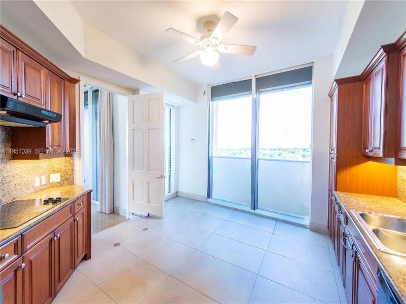 Alquiler de apartamento en Gables On The Green 604