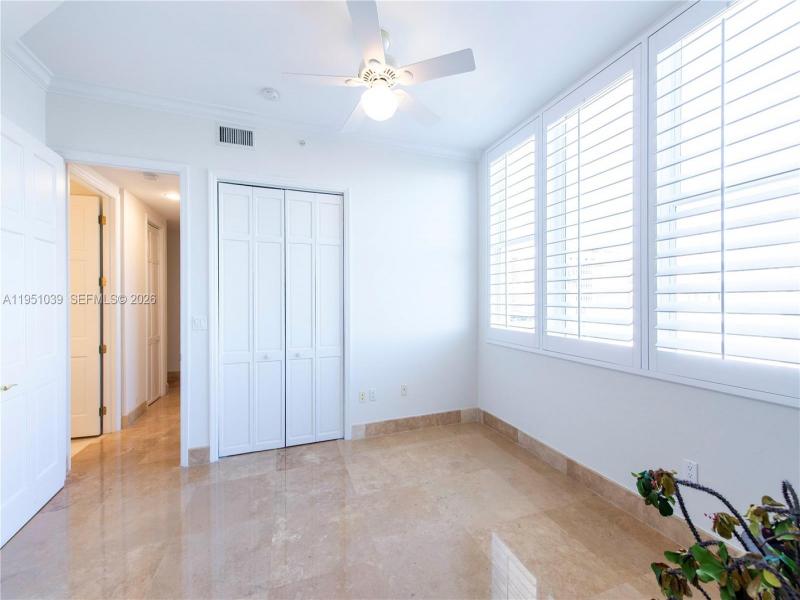 Alquiler de apartamento en Gables On The Green 604