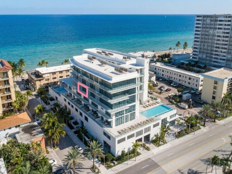 Eturna Beachside Residences Apt #507