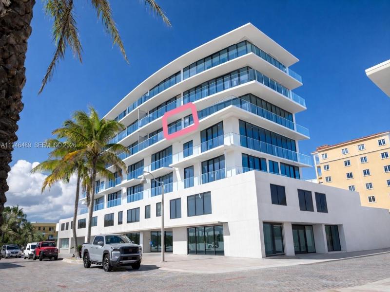 Eturna Beachside Residences Apt #503