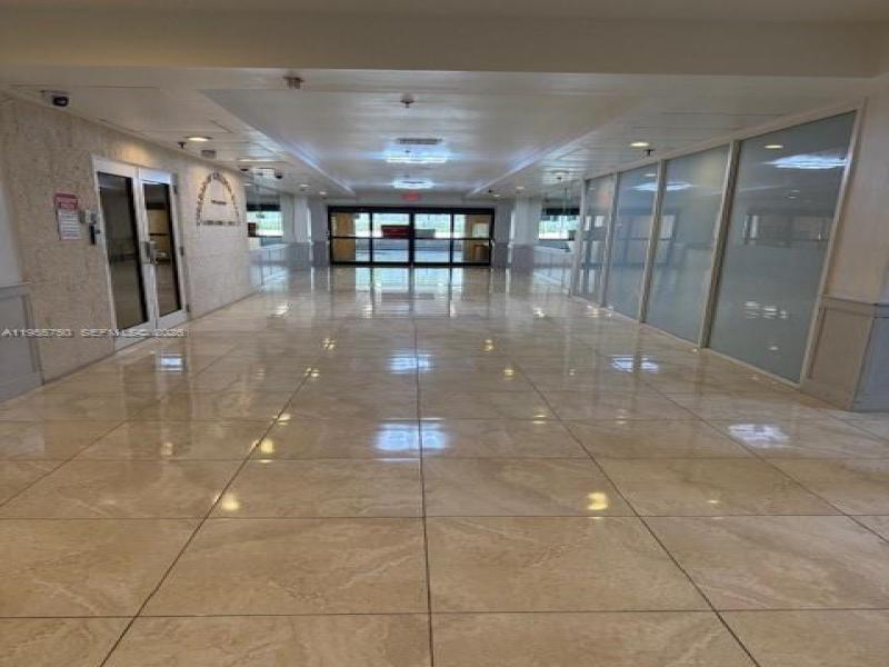 Comprar apartamento no Aventura Beach Club 534