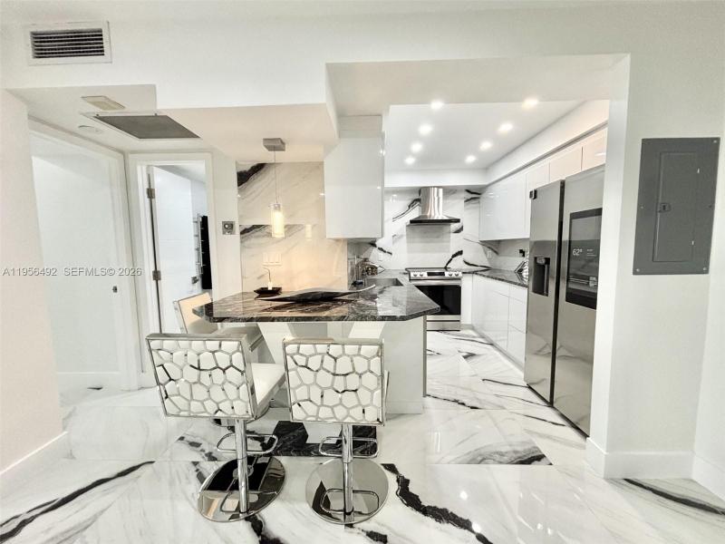 Condo for sale at The Hemispheres 15B