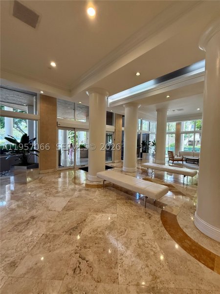 Condo for sale at Isola Brickell Key 1503