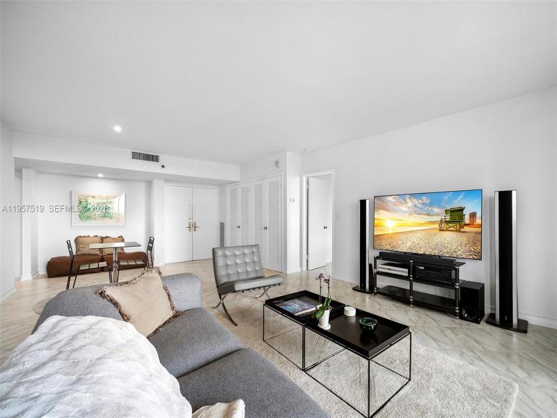 Condo for sale at Nine Island Avenue 710