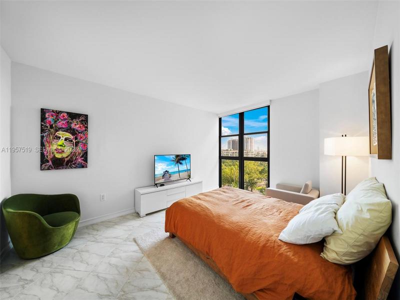 Condo for sale at Nine Island Avenue 710