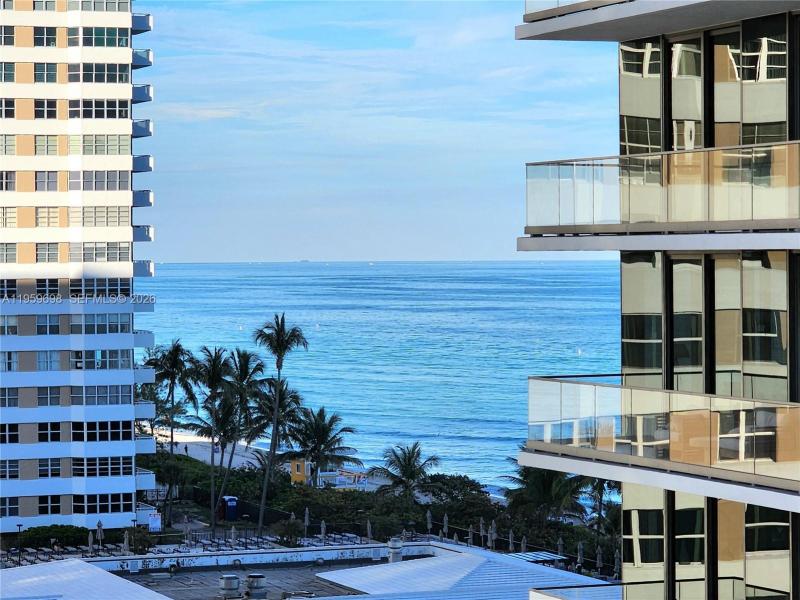 Condo for sale at Parker Plaza Estates 823
