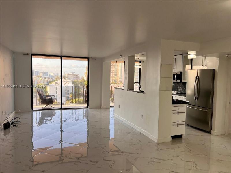 Alquiler de apartamento en Winston Towers 912