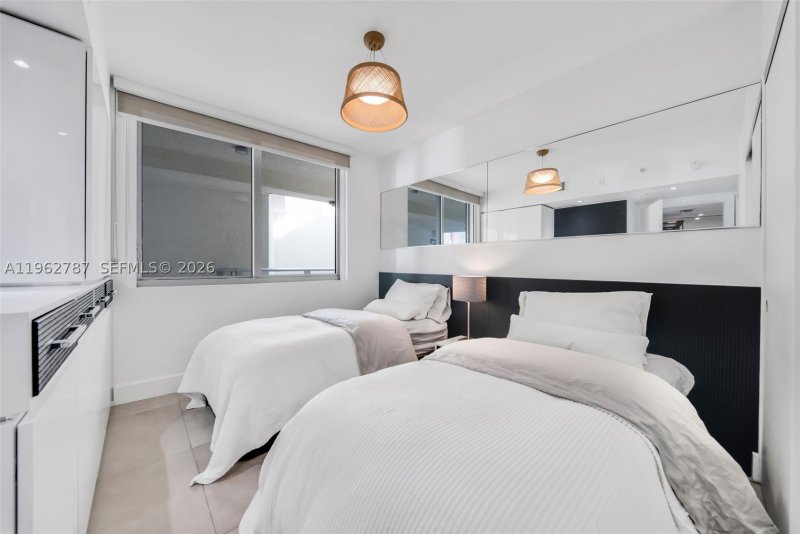 Comprar apartamento no Peloro 609