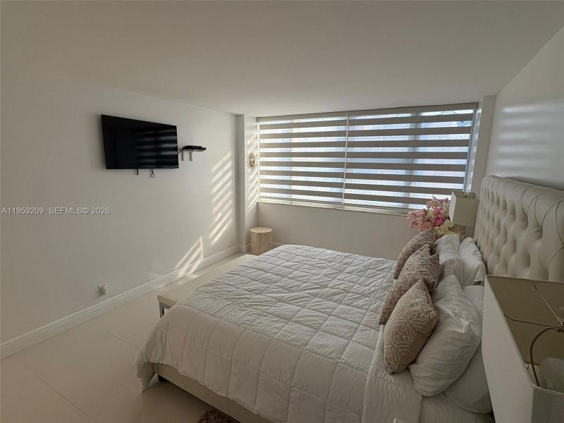Apartment for rent at Parker Plaza Estates 1812