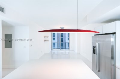 Brickell Ten Apt #606