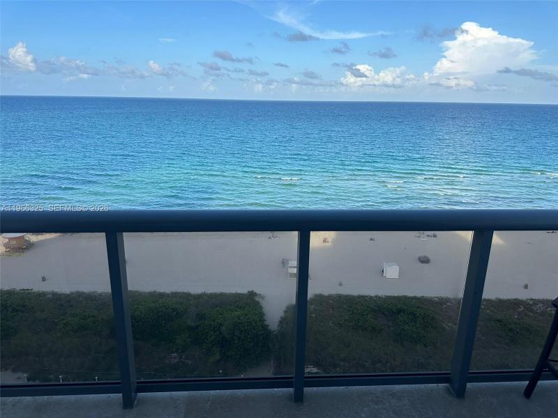 Comprar apartamento en Maison Grande 1517