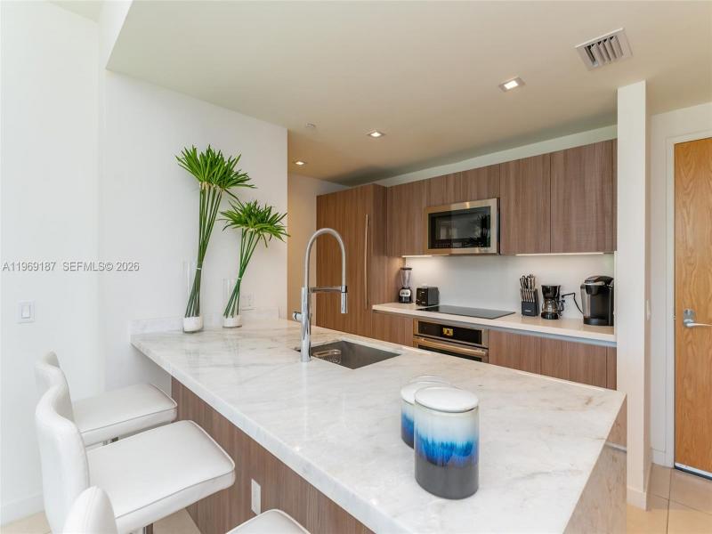 Condo for sale at Tiffany House 502