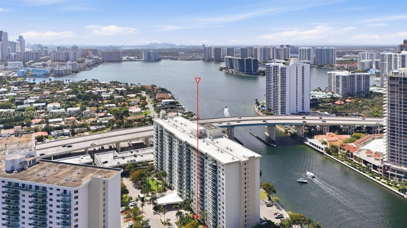 Condo for sale at Ocean View 120