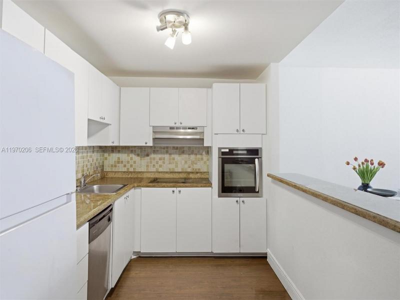 Property photo # 9