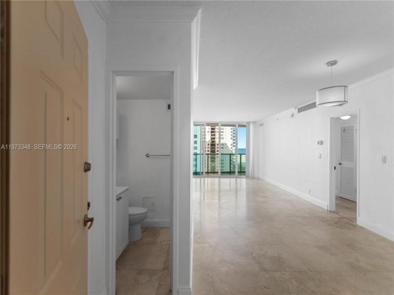 Condo for sale at The Wave Condo 1239