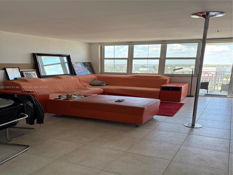 Comprar apartamento en Bayview Towers A1409