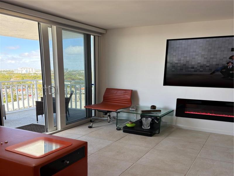 Comprar apartamento en Bayview Towers A1409