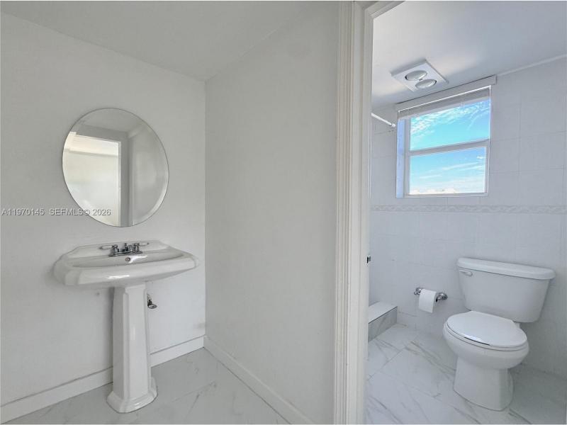 Comprar apartamento en Crandon Tower 82