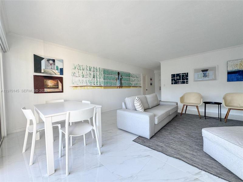 Comprar apartamento en Crandon Tower 82