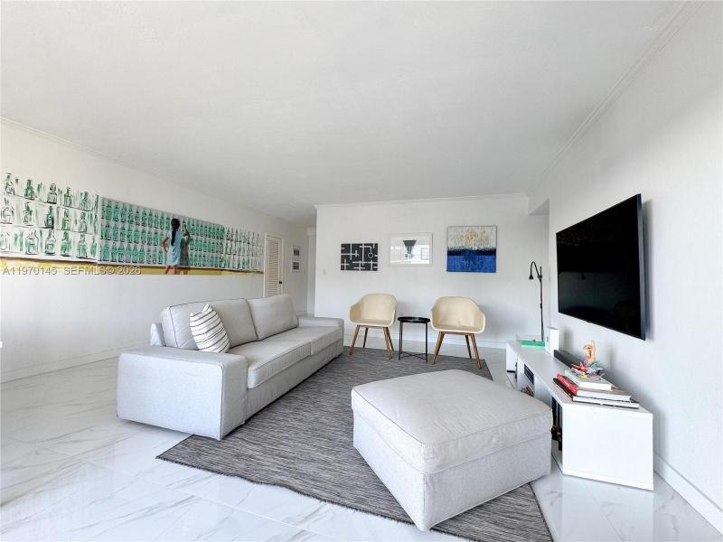 Comprar apartamento en Crandon Tower 82