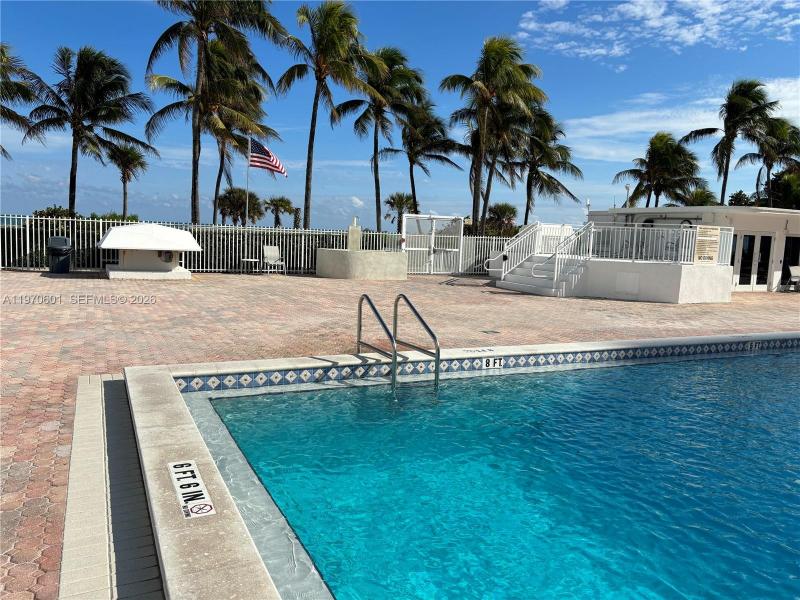 Comprar apartamento en Carriage Club North 825