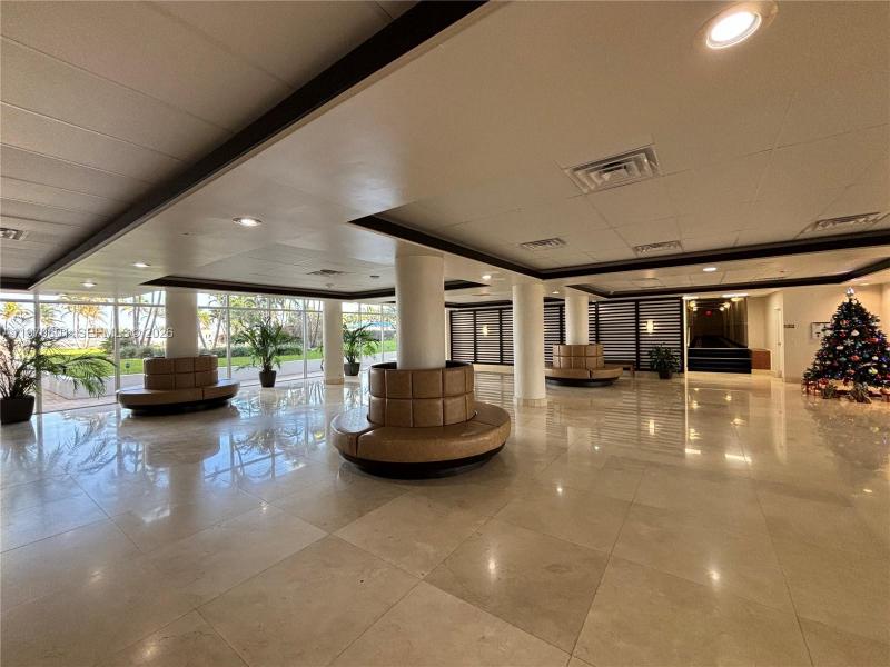 Comprar apartamento en Carriage Club North 825